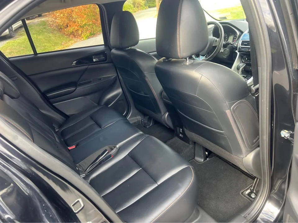 2018 Mitsubishi Eclipse Cross - Image 9 of 10