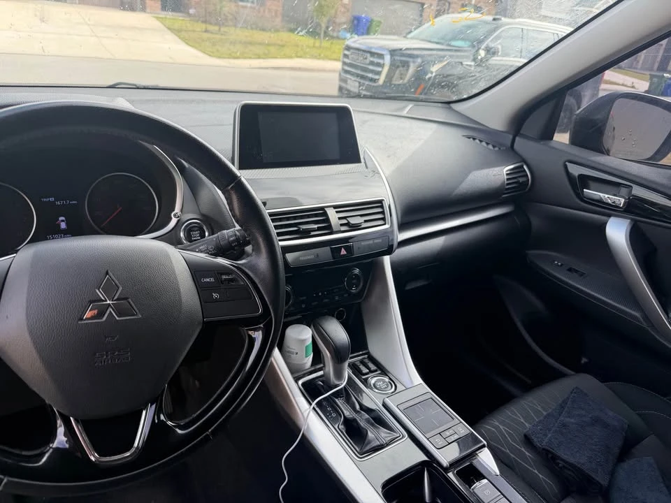 2018 Mitsubishi Eclipse Cross - Image 12 of 19