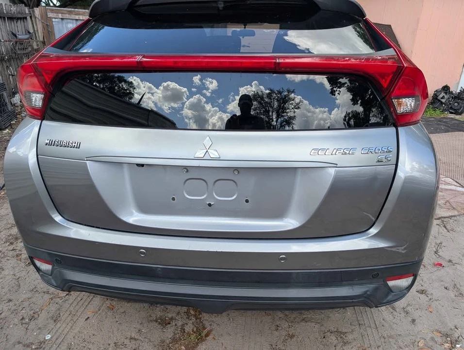 2018 Mitsubishi Eclipse Cross - Image 7 of 13
