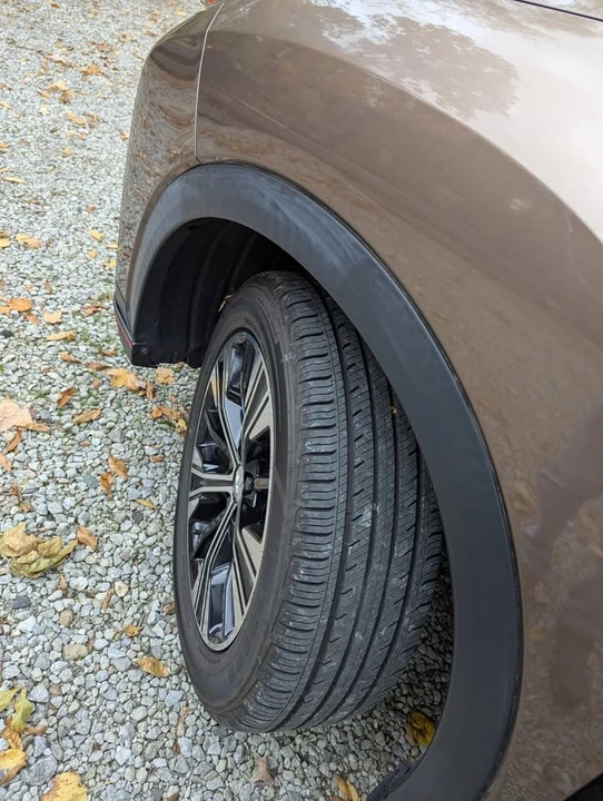 2018 Mitsubishi Eclipse Cross - Image 11 of 16