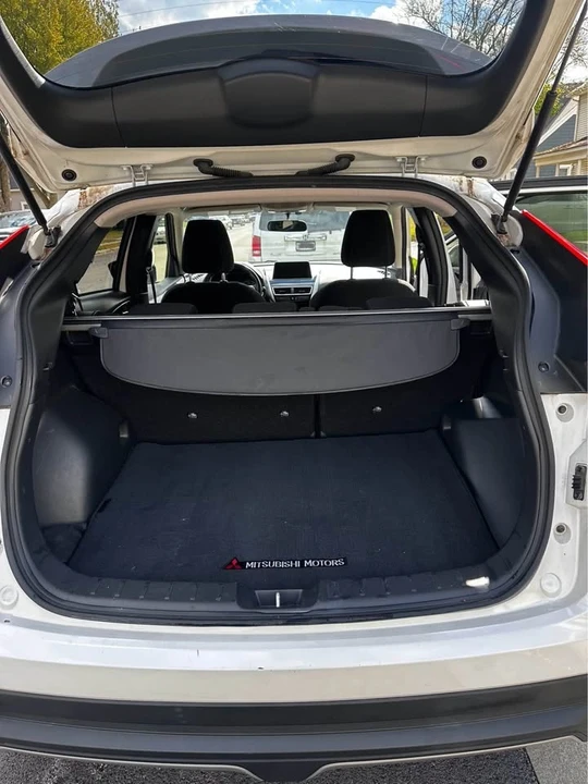 2018 Mitsubishi Eclipse Cross - Image 6 of 13