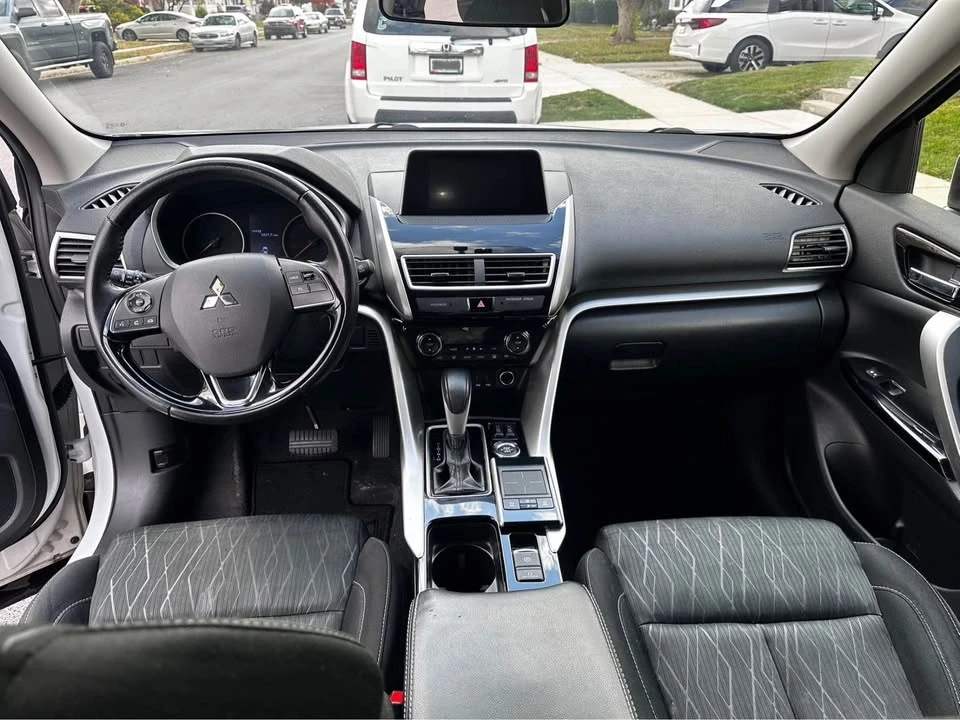 2018 Mitsubishi Eclipse Cross - Image 11 of 13
