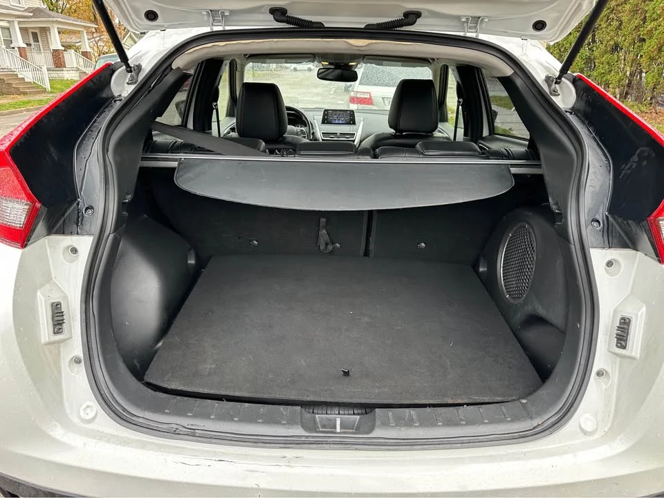 2018 Mitsubishi Eclipse Cross - Image 8 of 20