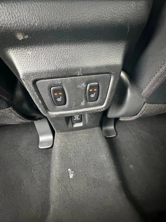 2018 Mitsubishi Eclipse Cross - Image 11 of 20