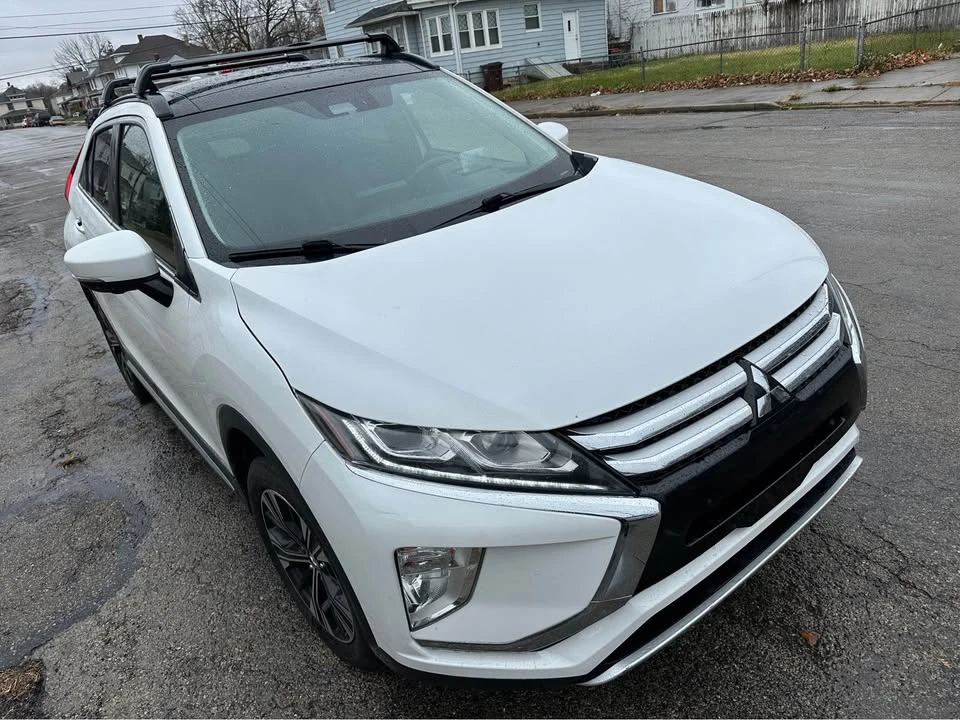 2018 Mitsubishi Eclipse Cross - Image 3 of 20