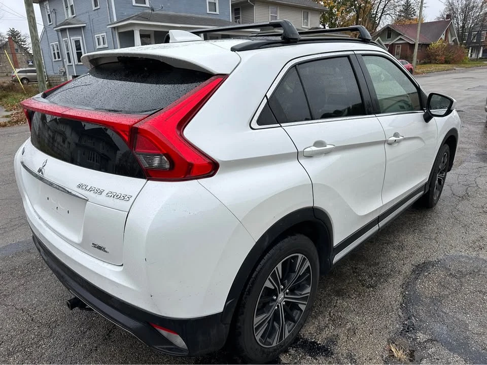 2018 Mitsubishi Eclipse Cross - Image 4 of 20
