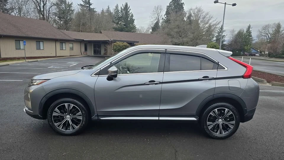 2018 Mitsubishi Eclipse Cross - Image 5 of 10