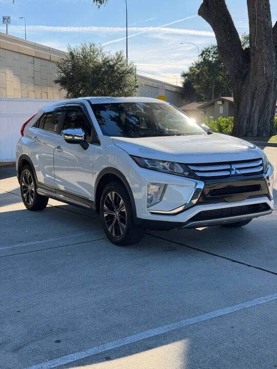 2018 Mitsubishi Eclipse Cross - Image 5 of 17