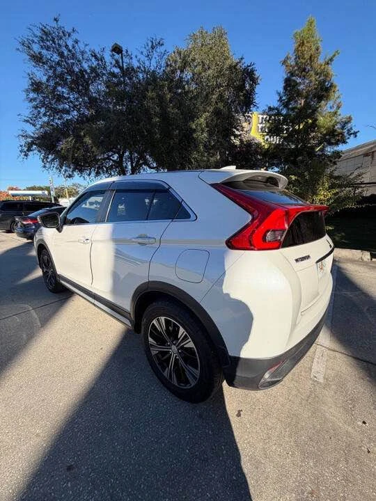 2018 Mitsubishi Eclipse Cross - Image 8 of 17