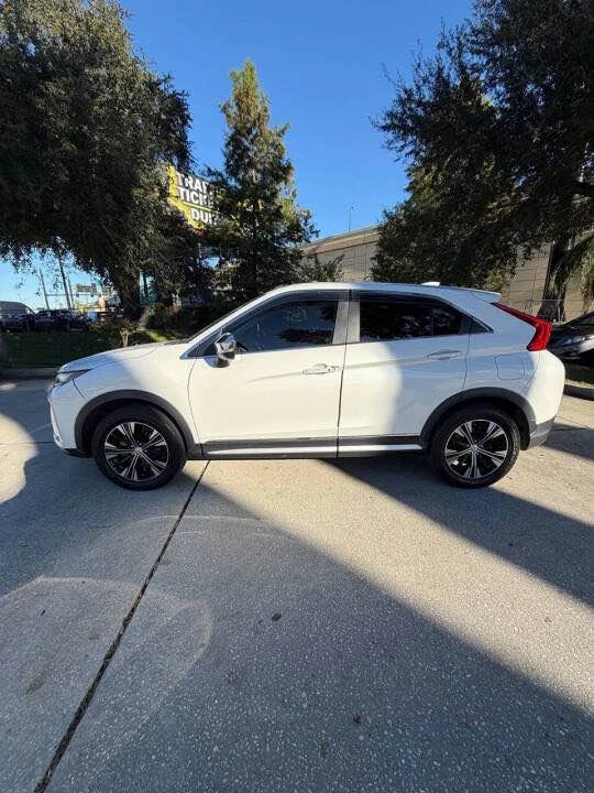 2018 Mitsubishi Eclipse Cross - Image 4 of 17