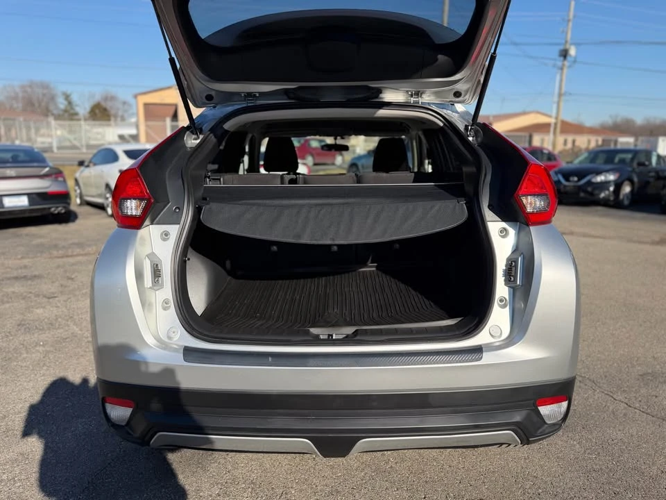 2018 Mitsubishi Eclipse Cross - Image 8 of 20