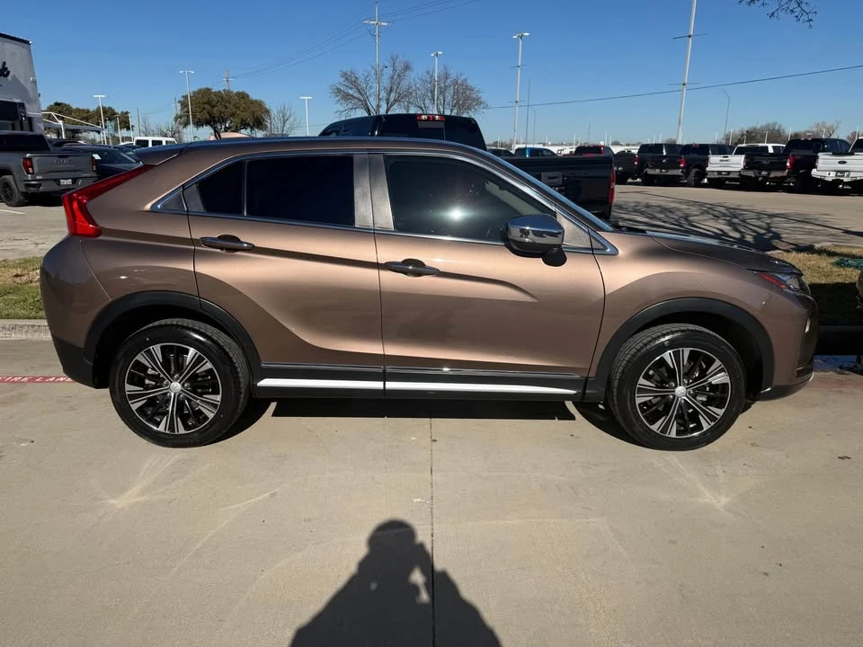 2018 Mitsubishi Eclipse Cross - Image 3 of 6