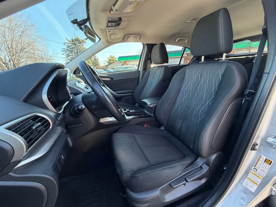 2018 Mitsubishi Eclipse Cross - Image 12 of 20