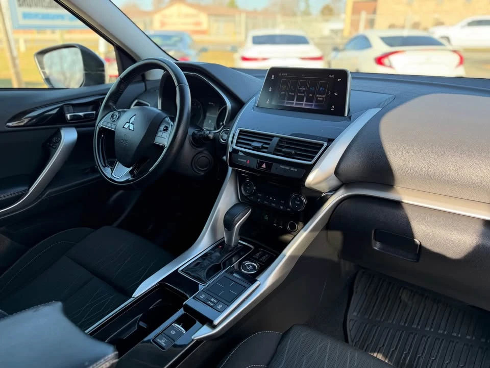 2018 Mitsubishi Eclipse Cross - Image 18 of 20