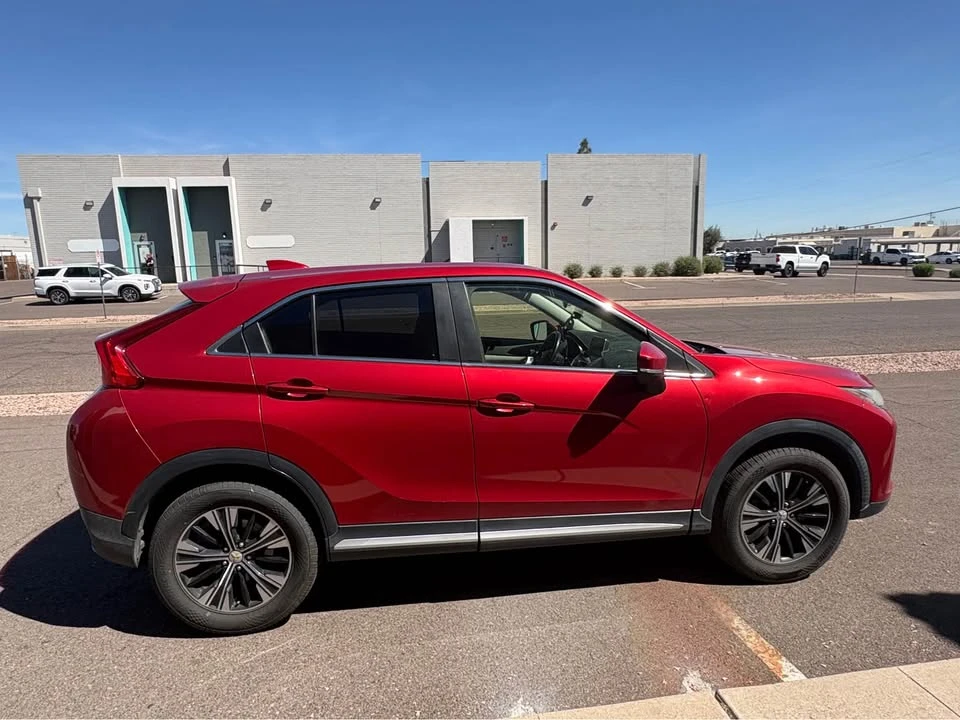 2018 Mitsubishi Eclipse Cross - Image 4 of 10