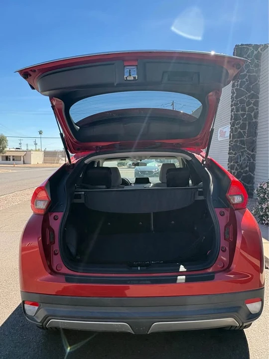2018 Mitsubishi Eclipse Cross - Image 6 of 10