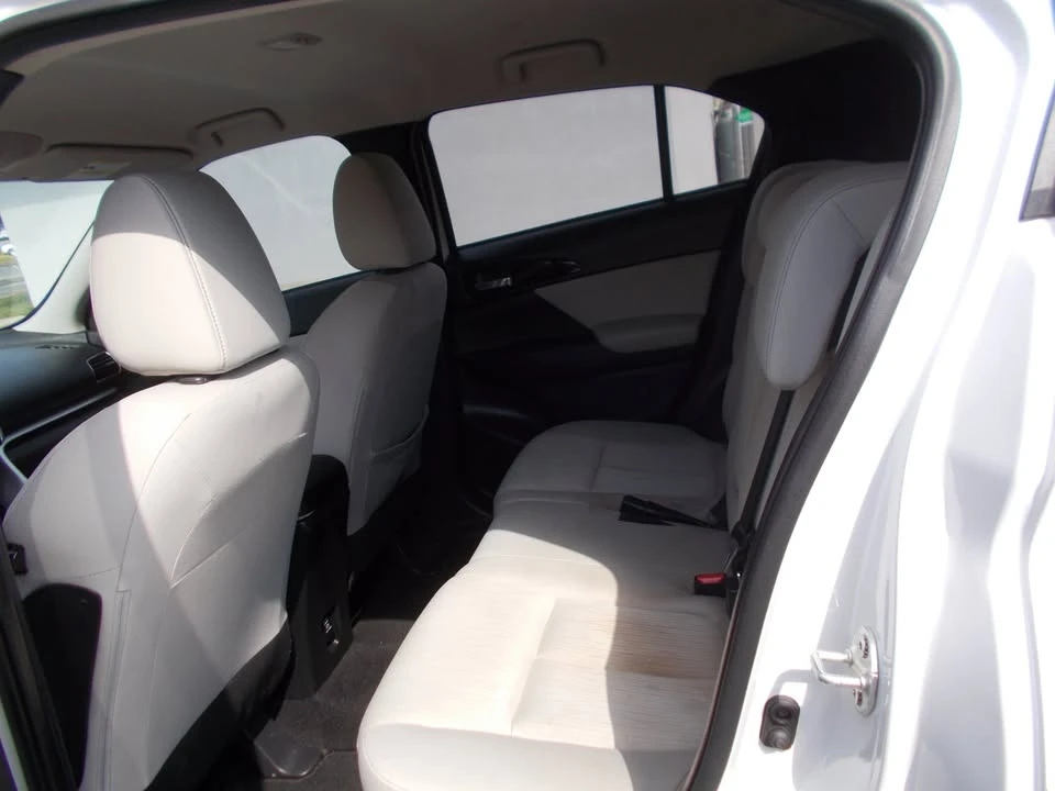 2018 Mitsubishi Eclipse Cross - Image 8 of 20
