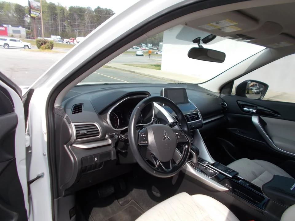 2018 Mitsubishi Eclipse Cross - Image 6 of 20