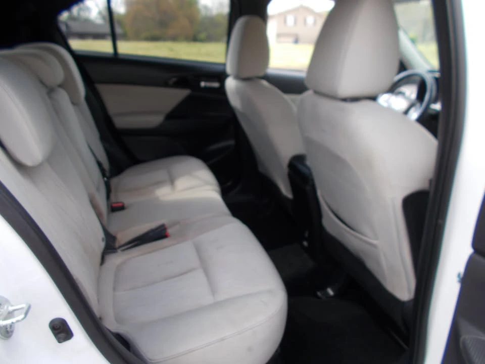 2018 Mitsubishi Eclipse Cross - Image 14 of 20