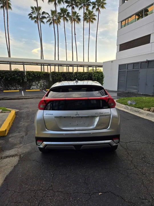 2018 Mitsubishi Eclipse Cross - Image 4 of 9