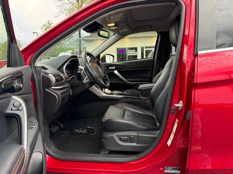 2018 Mitsubishi Eclipse Cross - Image 9 of 19