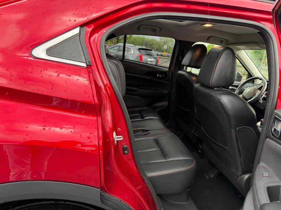 2018 Mitsubishi Eclipse Cross - Image 15 of 19