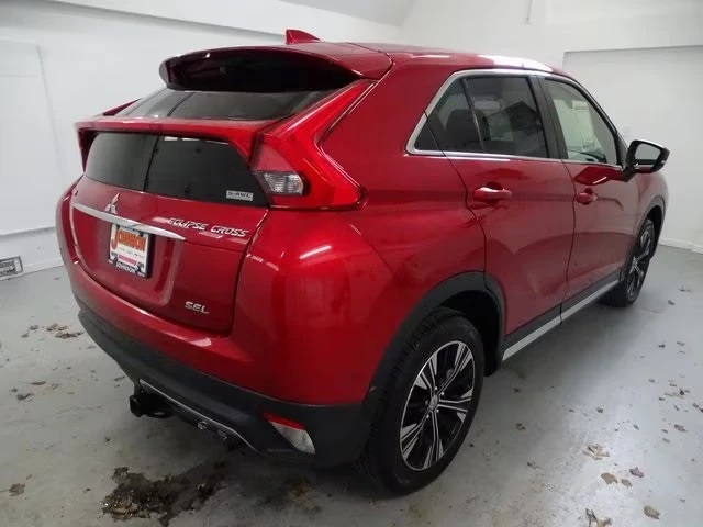 2018 Mitsubishi Eclipse Cross - Image 8 of 11