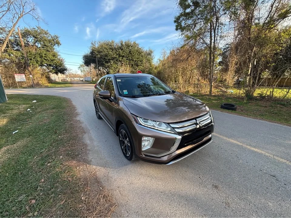 2018 Mitsubishi Eclipse Cross - Image 7 of 19