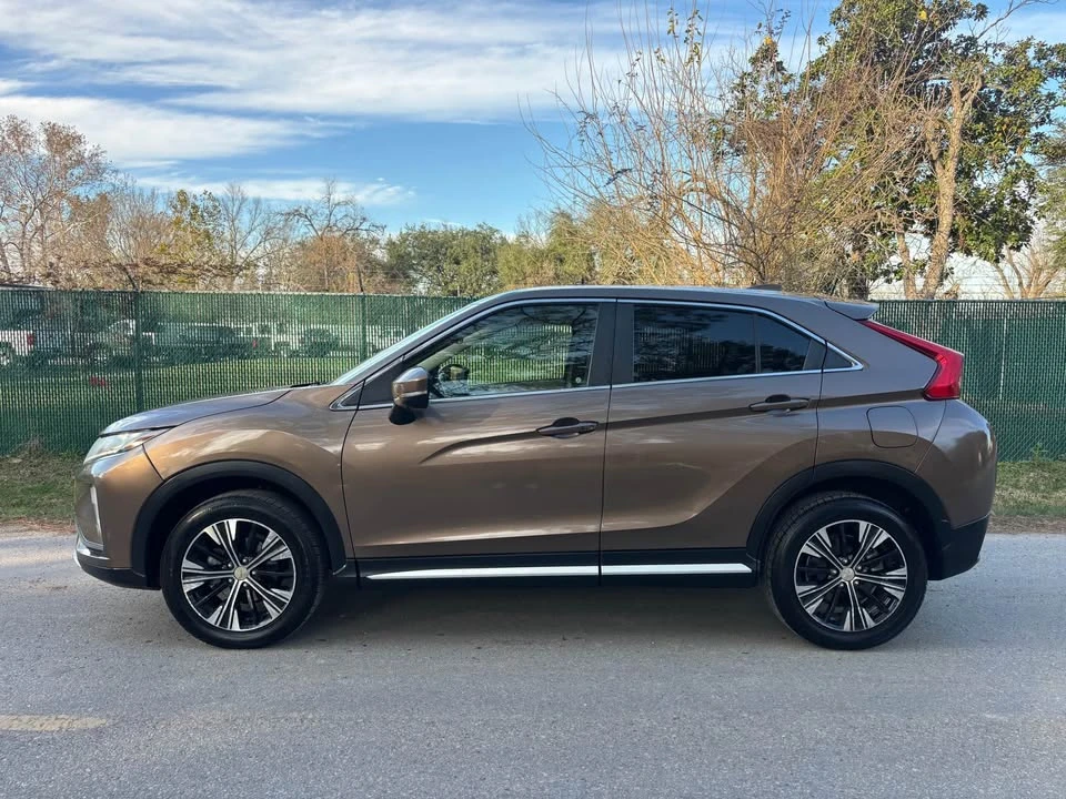 2018 Mitsubishi Eclipse Cross - Image 11 of 19