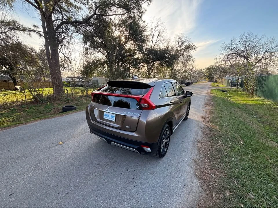 2018 Mitsubishi Eclipse Cross - Image 9 of 19