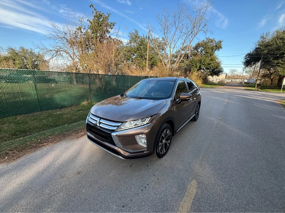 2018 Mitsubishi Eclipse Cross - Image 8 of 19