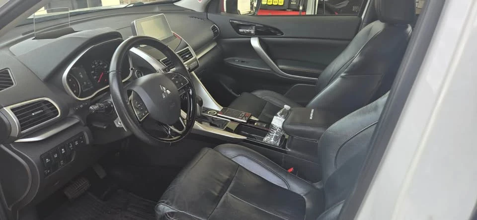 2018 Mitsubishi Eclipse Cross - Image 13 of 13