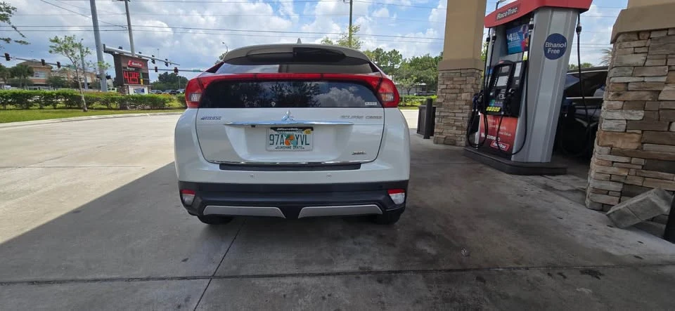 2018 Mitsubishi Eclipse Cross - Image 5 of 13