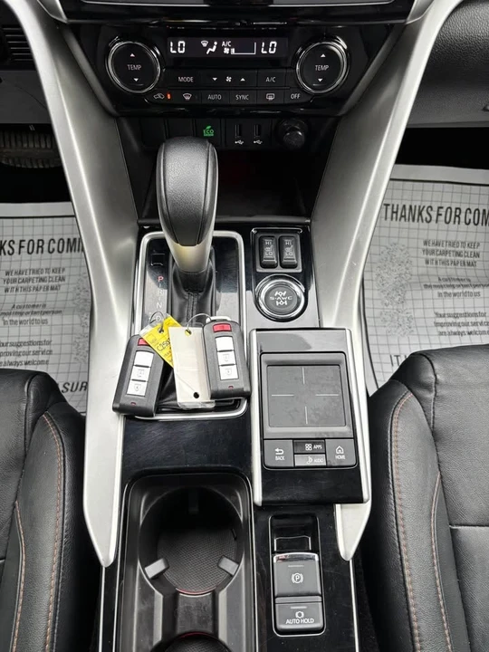 2018 Mitsubishi Eclipse Cross - Image 16 of 20