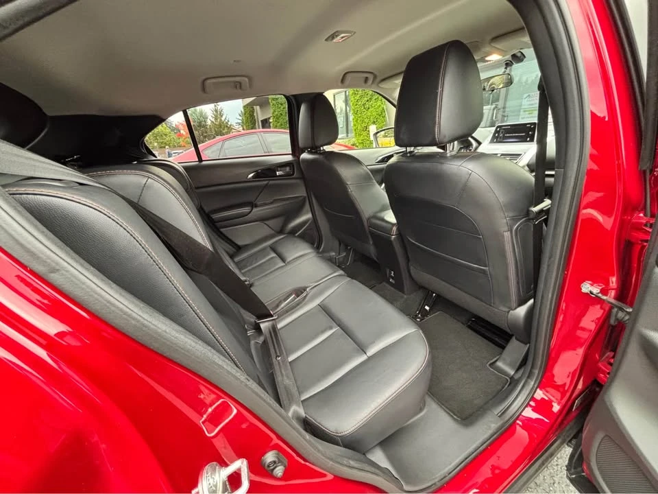 2018 Mitsubishi Eclipse Cross - Image 11 of 20