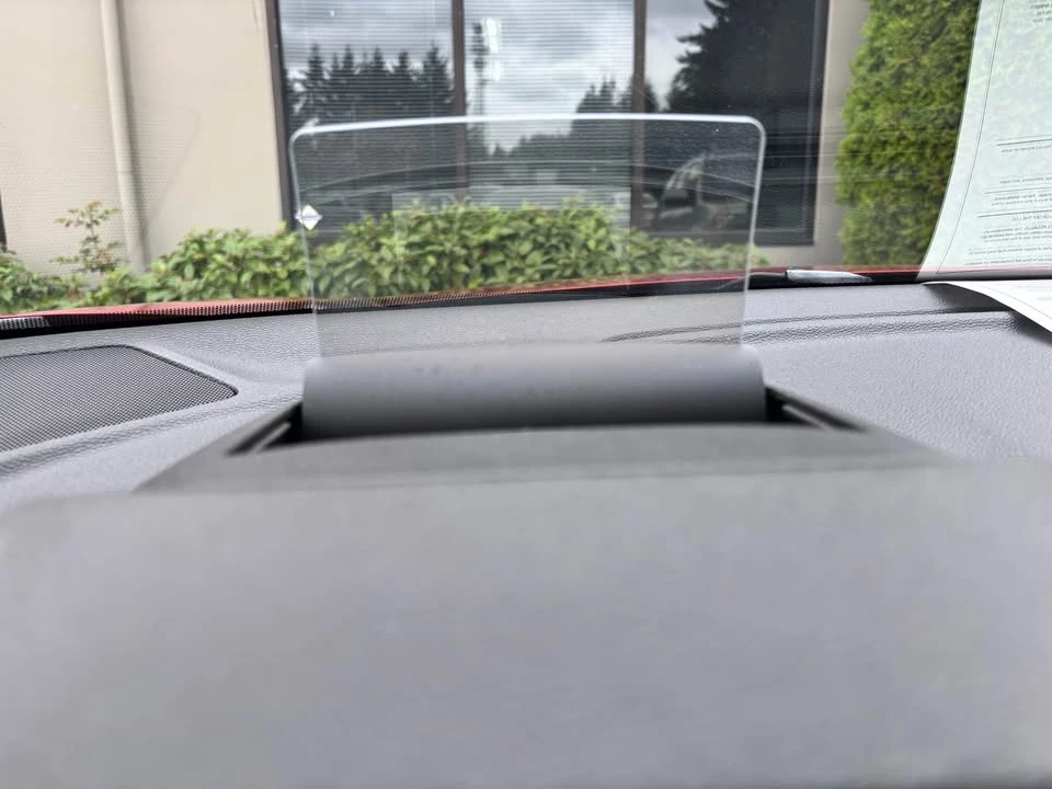 2018 Mitsubishi Eclipse Cross - Image 18 of 19