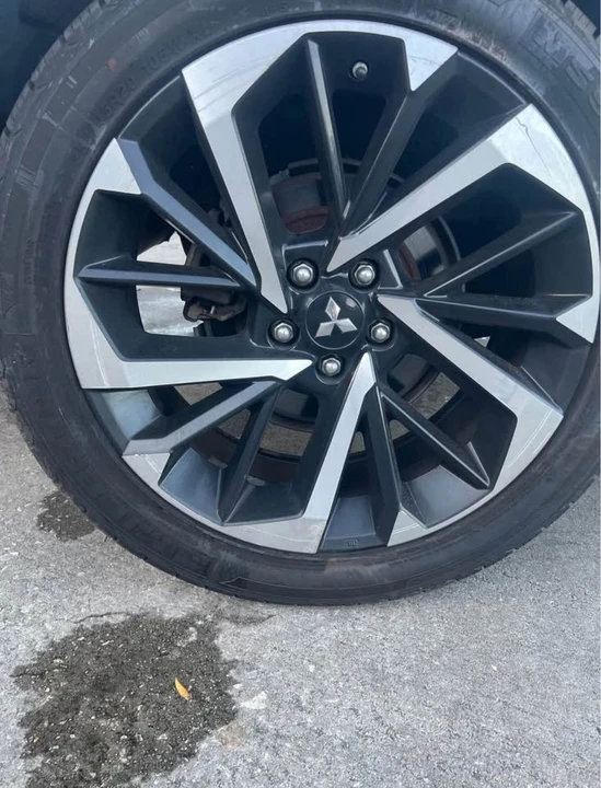 2018 Mitsubishi Eclipse Cross - Image 13 of 13