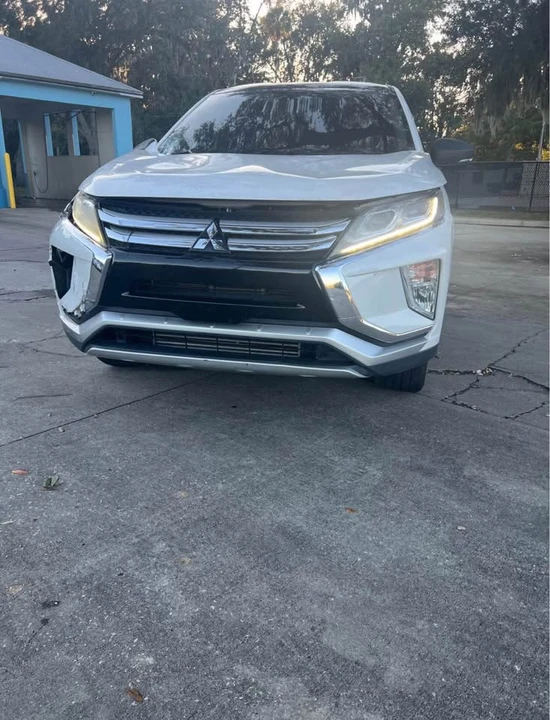 2018 Mitsubishi Eclipse Cross - Image 3 of 13