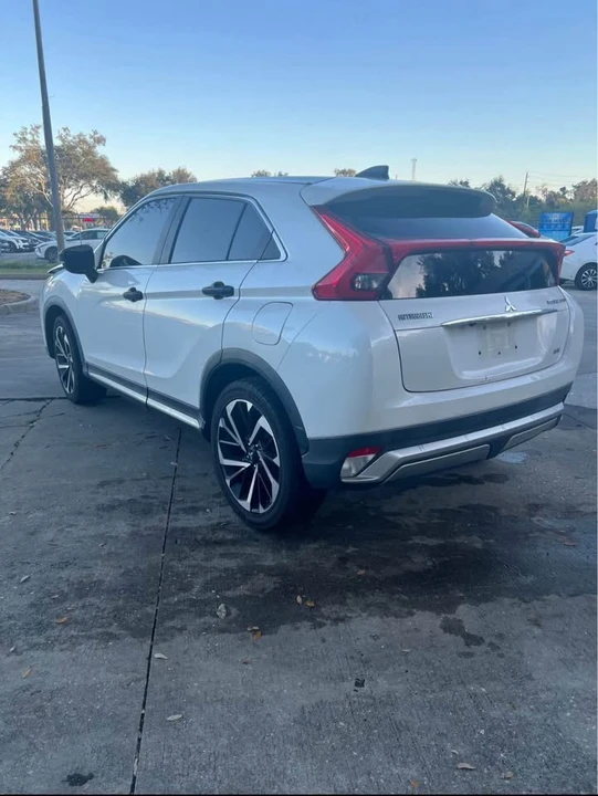 2018 Mitsubishi Eclipse Cross - Image 6 of 13
