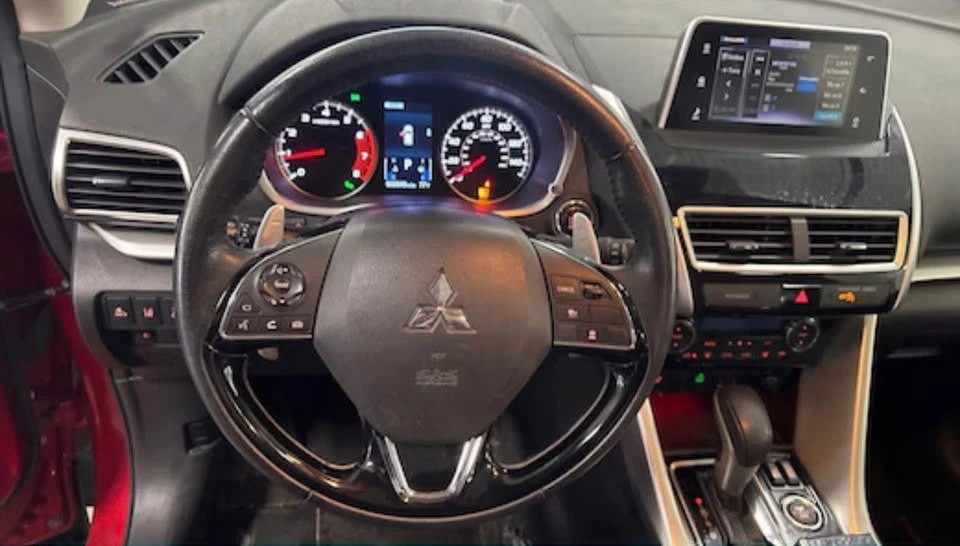 2018 Mitsubishi Eclipse Cross - Image 10 of 13