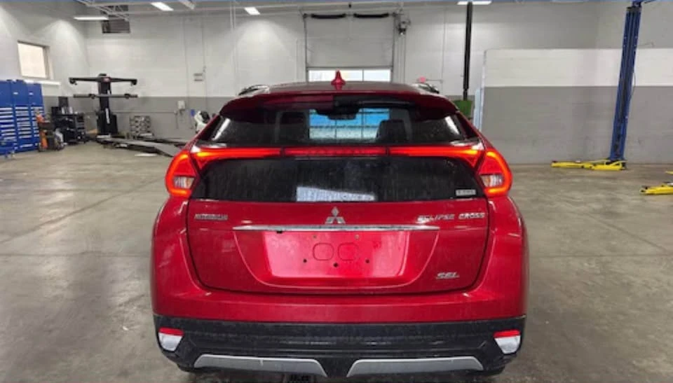 2018 Mitsubishi Eclipse Cross - Image 8 of 13