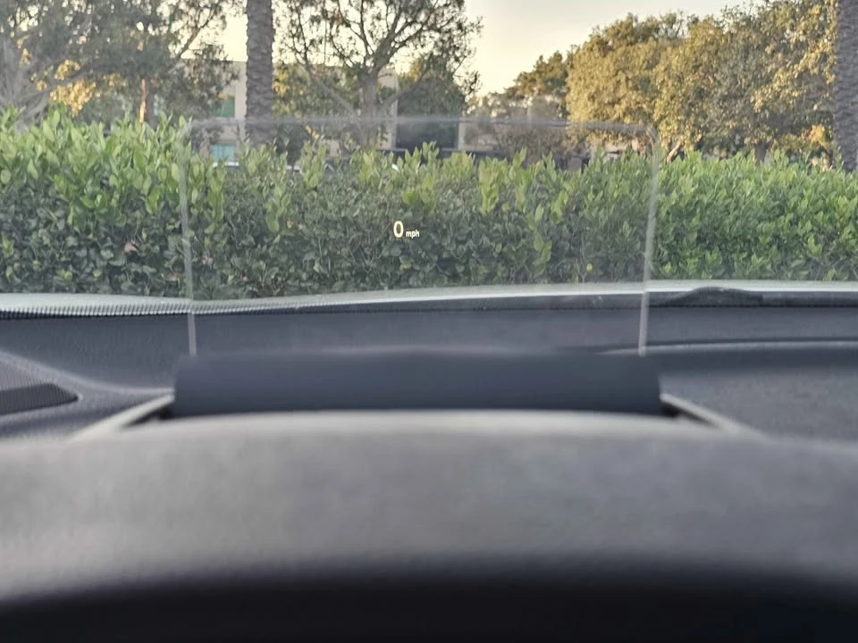 2018 Mitsubishi Eclipse Cross - Image 13 of 16