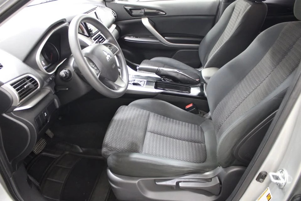 2018 Mitsubishi Eclipse Cross - Image 5 of 20