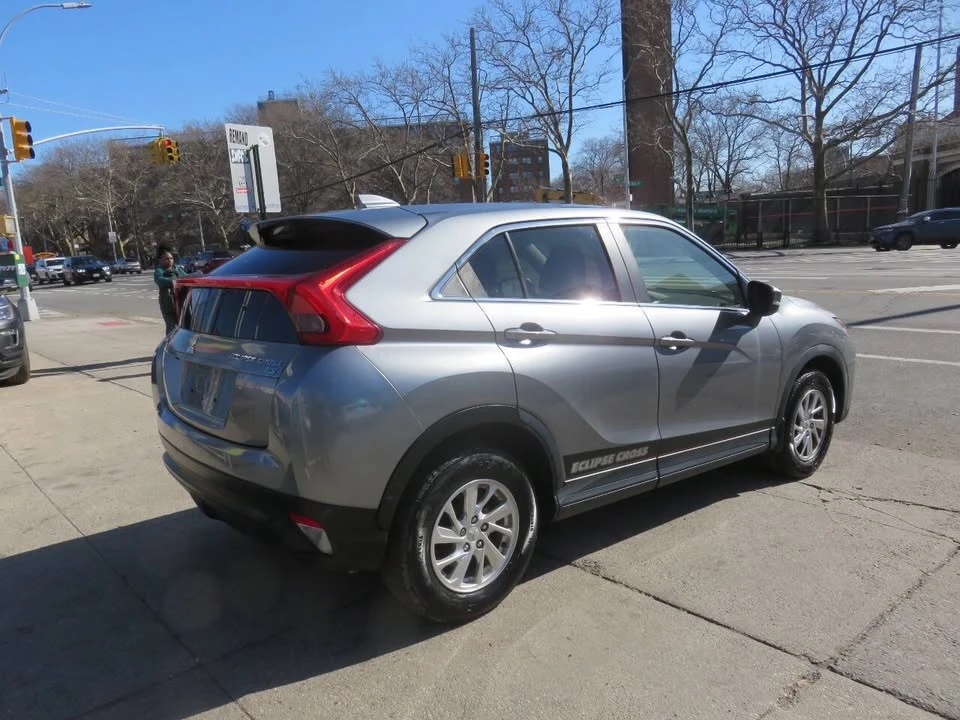 2018 Mitsubishi Eclipse Cross - Image 4 of 20
