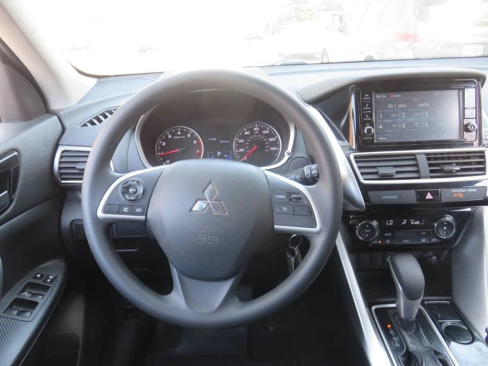 2018 Mitsubishi Eclipse Cross - Image 14 of 20