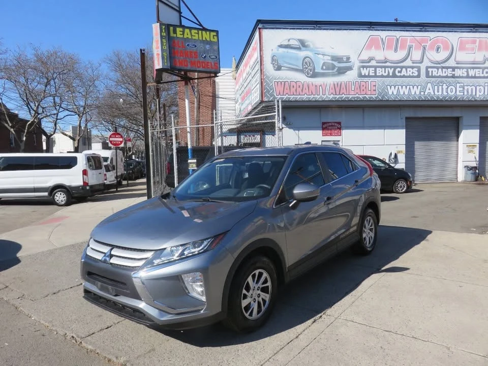 2018 Mitsubishi Eclipse Cross - Image 2 of 20
