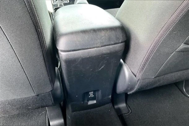 2018 Mitsubishi Eclipse Cross - Image 10 of 20