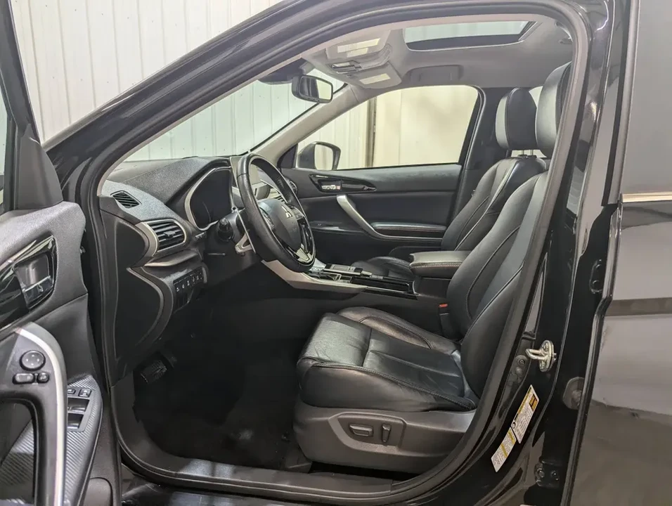 2018 Mitsubishi Eclipse Cross - Image 12 of 20