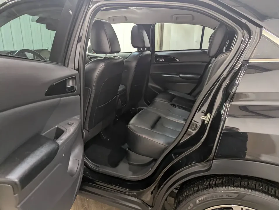2018 Mitsubishi Eclipse Cross - Image 13 of 20