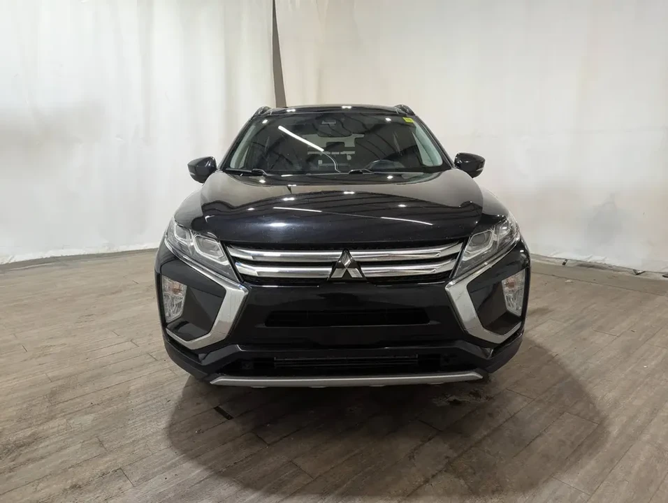 2018 Mitsubishi Eclipse Cross - Image 2 of 20